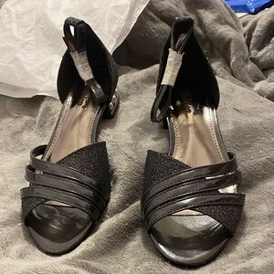 Chic Black Glitter Open-Toe Flats